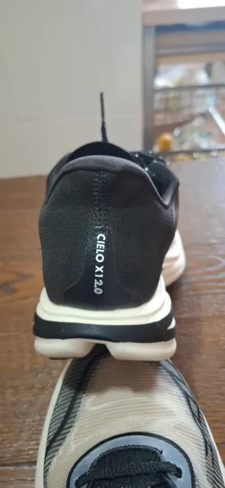 Hoka Cielo X1 Talla 43 1/3