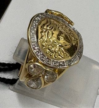 Anillo Oro Medusa con Circonitas