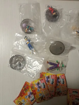 Colección 10 Mini Figuras Dragon Ball Bandai seal
