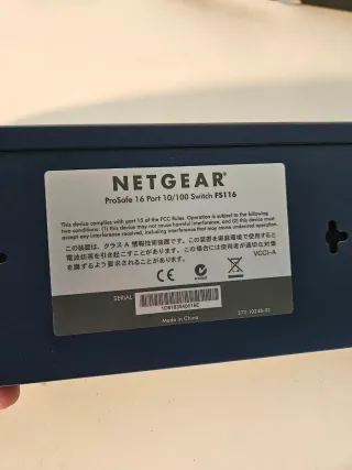 Netgear FS116 ProSafe Switch 16 Porte