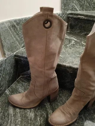 Stivali donna alti beige