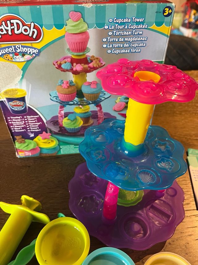 Play-Doh Sweet Shoppe Torre de Cupcakes