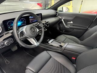 Mercedes-Benz Clase A 250e modelo 2023