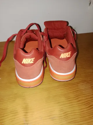 Nike Bamba Naranja y Rojo