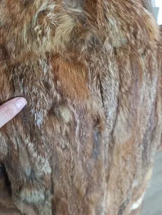 Abrigo de piel de zorro.