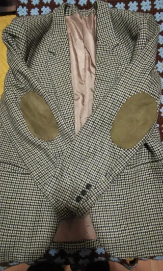 Americana cuadros beige y verde