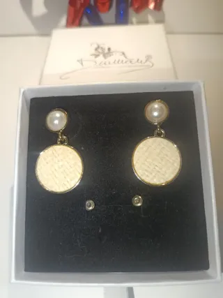 Orecchini donna perle e cerchio intrecciato