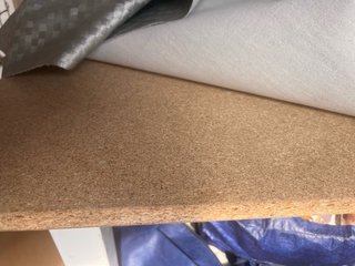 Mesa comedor cuadrada tela y madera