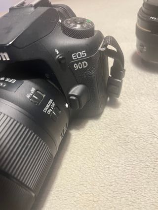 Canon 90D Cámara + Objetivos + flash Godox V1
