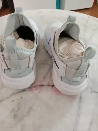 Zapatillas Nike Flex Advance Niño Gris Blanco