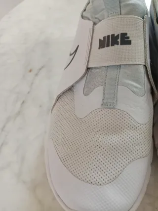 Zapatillas Nike Flex Advance Niño Gris Blanco