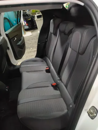 Peugeot 208 Allure 2021