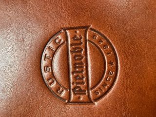 Maletín de piel marrón sin estrenar