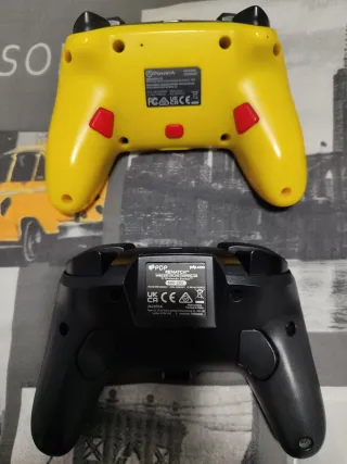 Mandos Nintendo Switch Super Mario y Fortnite