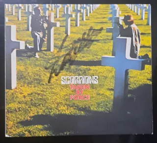 Scorpions Taken by Force CD AUTOGRAFATO