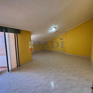 Ático en venta en Valdepeñas