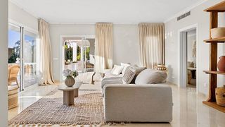 Chalet en alquiler en Nueva Andalucía centro en Marbella