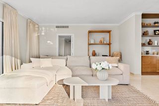 Chalet en alquiler en Nueva Andalucía centro en Marbella