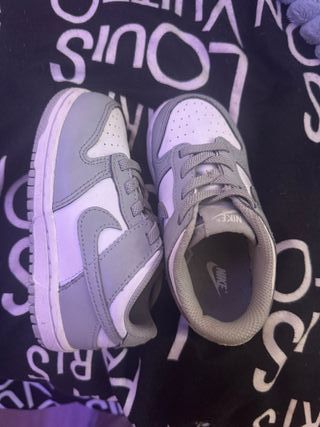 Zapatillas Nike Niña Gris/Blanco Talla 25