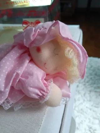 Muñecas musicales de trapo con movimiento 9€ c/u