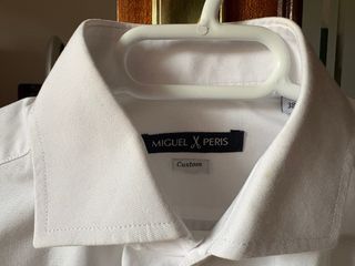 Camisa blanca marca Miguel Peris