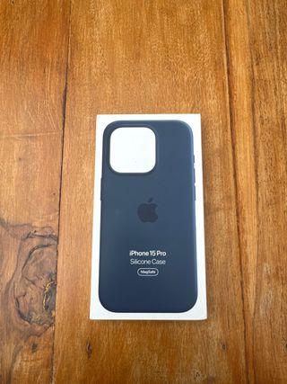 Funda Silicona iPhone 15 Pro MagSafe Original