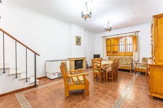 Chalet en venta en Sanlúcar la Mayor