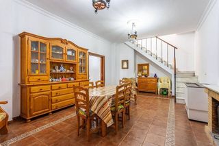 Chalet en venta en Sanlúcar la Mayor