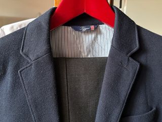 Traje de niño azul marino