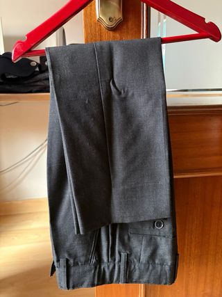 Traje de niño azul marino