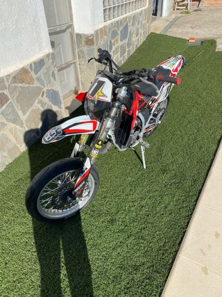 Husqvarna SM 125cc 2T
