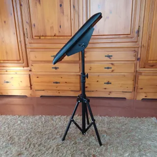 Apoyabrazos tattoo tripode