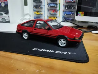 Autoart 1:18 Toyota Trueno