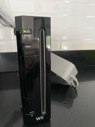 Consola Nintendo Wii Negra + 6 Juegos