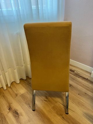 Pack 4 Sillas Comedor Beige y Plata