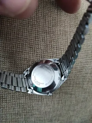 Reloj Seiko Blanco y Negro