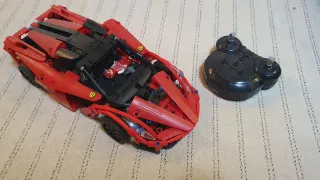 Coche RC compatible LEGO Cada