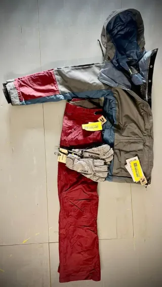 Tuta da sci uomo Burton nuova con cartellino