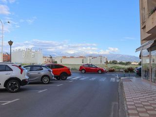 Local comercial en venta en Albolote