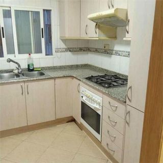 Piso en venta en Rafelbuñol/Rafelbunyol