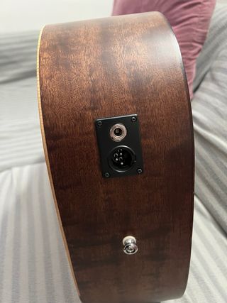 Guitarra Electroacústica Ibanez con Funda