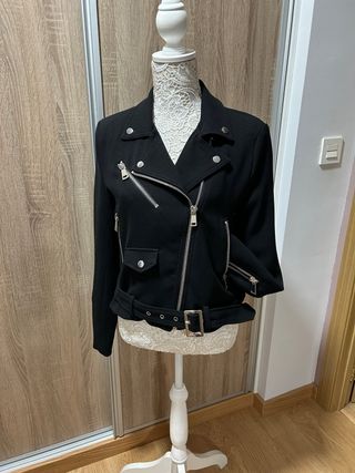 Chaqueta Negra Estilo Roquero Mujer