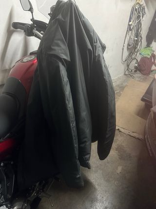 Chaqueta negra talla 3XL