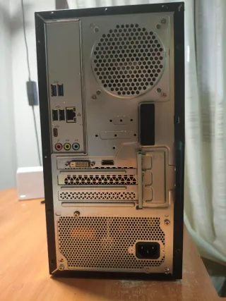 PC da gaming Acer Nitro N50-620 i5 16GB RAM GTX1650