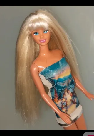 Barbie bambola