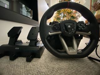 Volante HORI RWA PS4 + Pedales + Juego F1 22