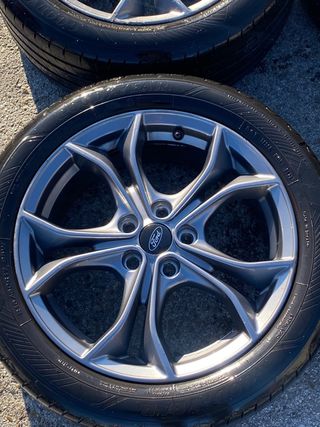 Llantas Ford Focus ST MK4 2022