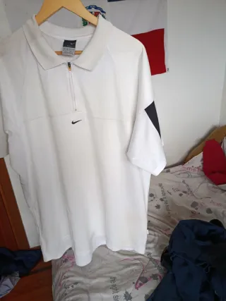 Camiseta Nike Blanca Media Cremallera