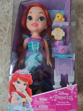 Muñeca Disney Princess Ariel Set Té