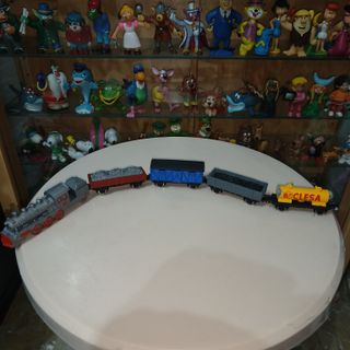 Tren locomotora + vagones Extra Things Spain